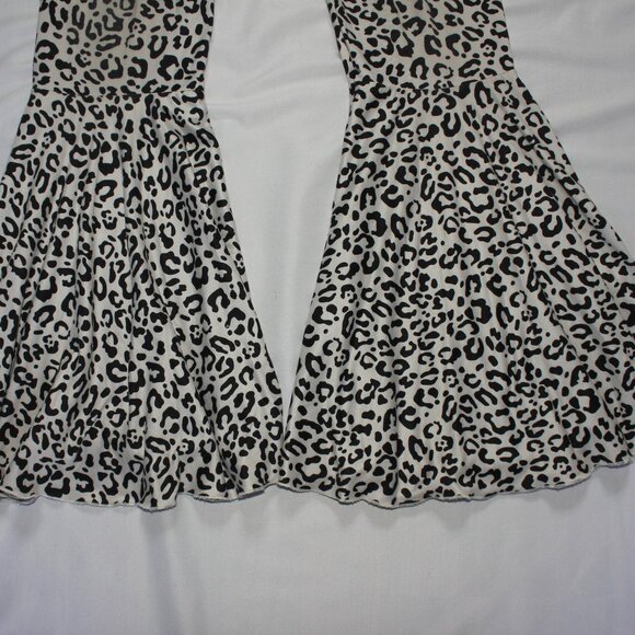 Girls Cheetah Print Flare Leg Pants 22 X 29 Missing Tag - Picture 4 of 8